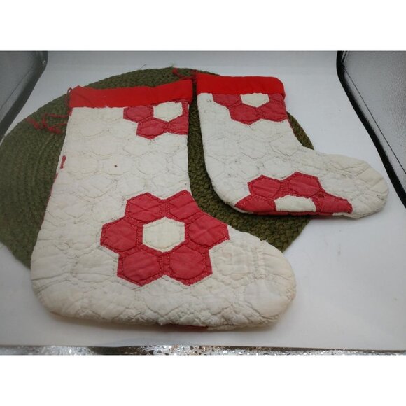 Vintage Handmade Quilted Christmas Stockings Red & White Hexagon Pattern - Picture 2 of 6